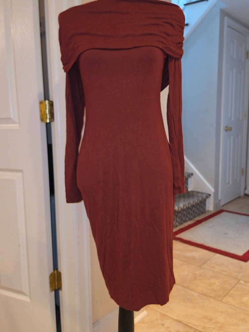 JustFab Off-Shoulder Long Sleeve Rust Midi Dress
